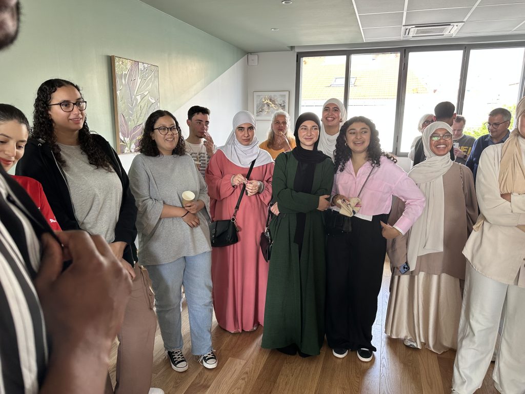 Etudiants en DEUST Préparateur Techncien en Pharmacie de retour de la mobilité au Maroc lors de l'apéro retrouvaille